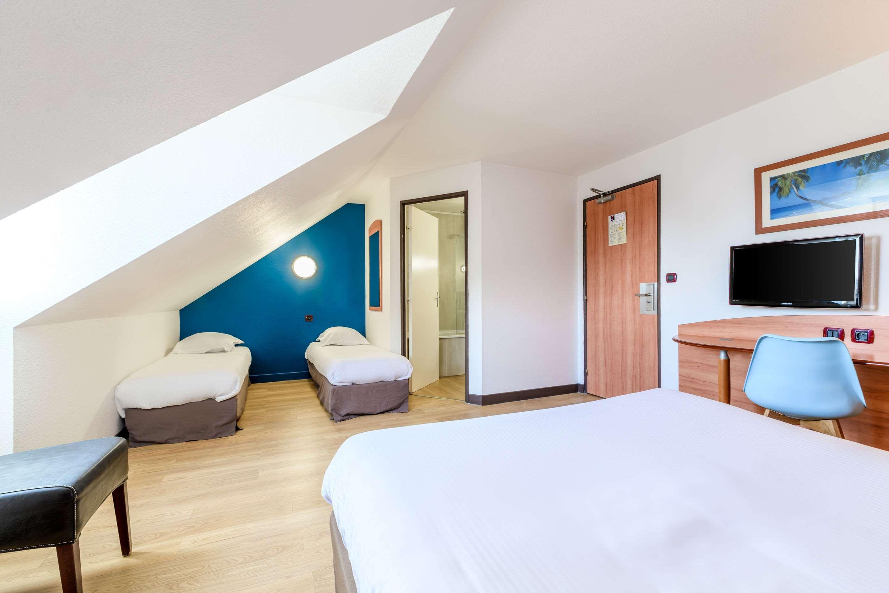 Comfort Hotel Evreux Luaran gambar