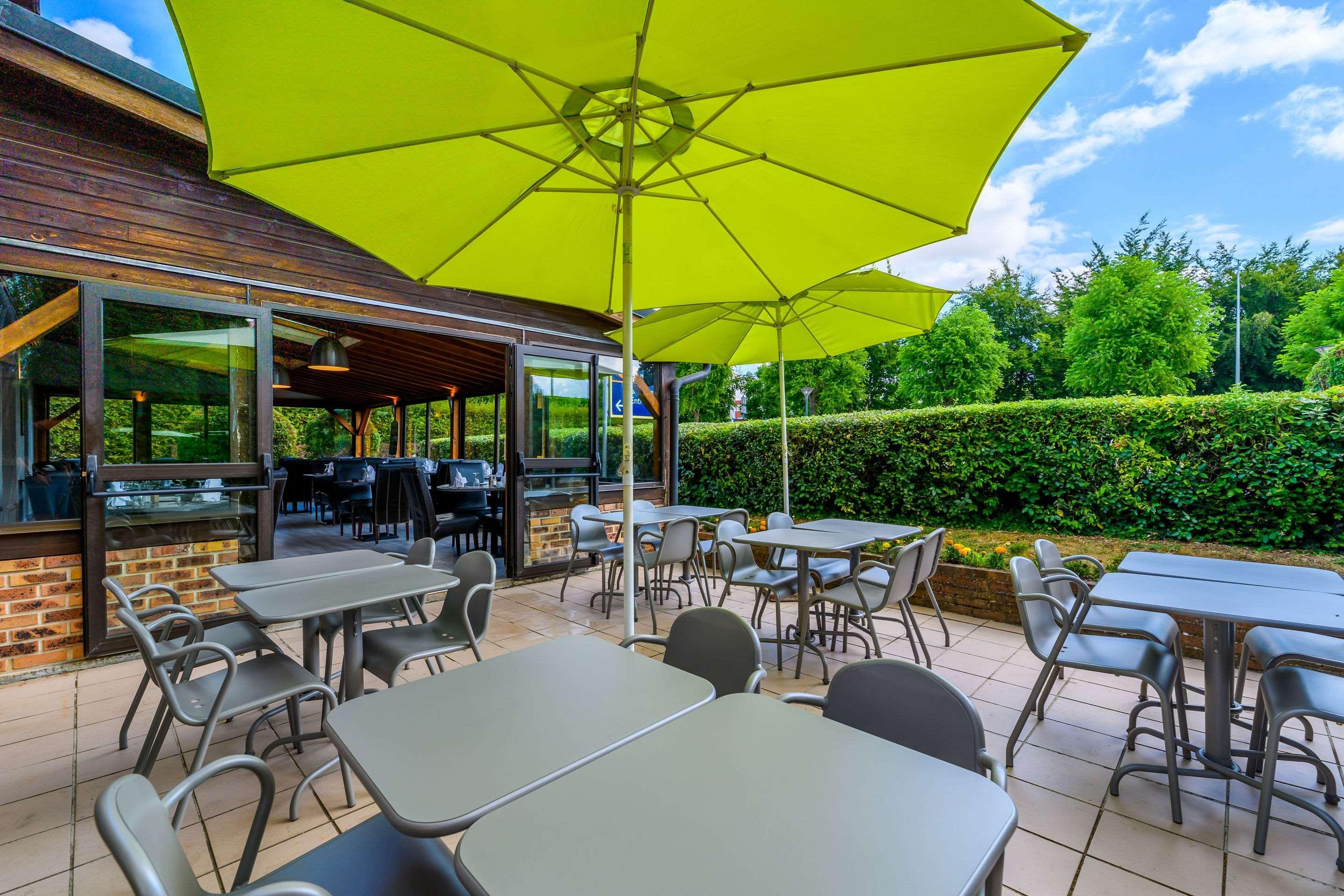 Comfort Hotel Evreux Luaran gambar