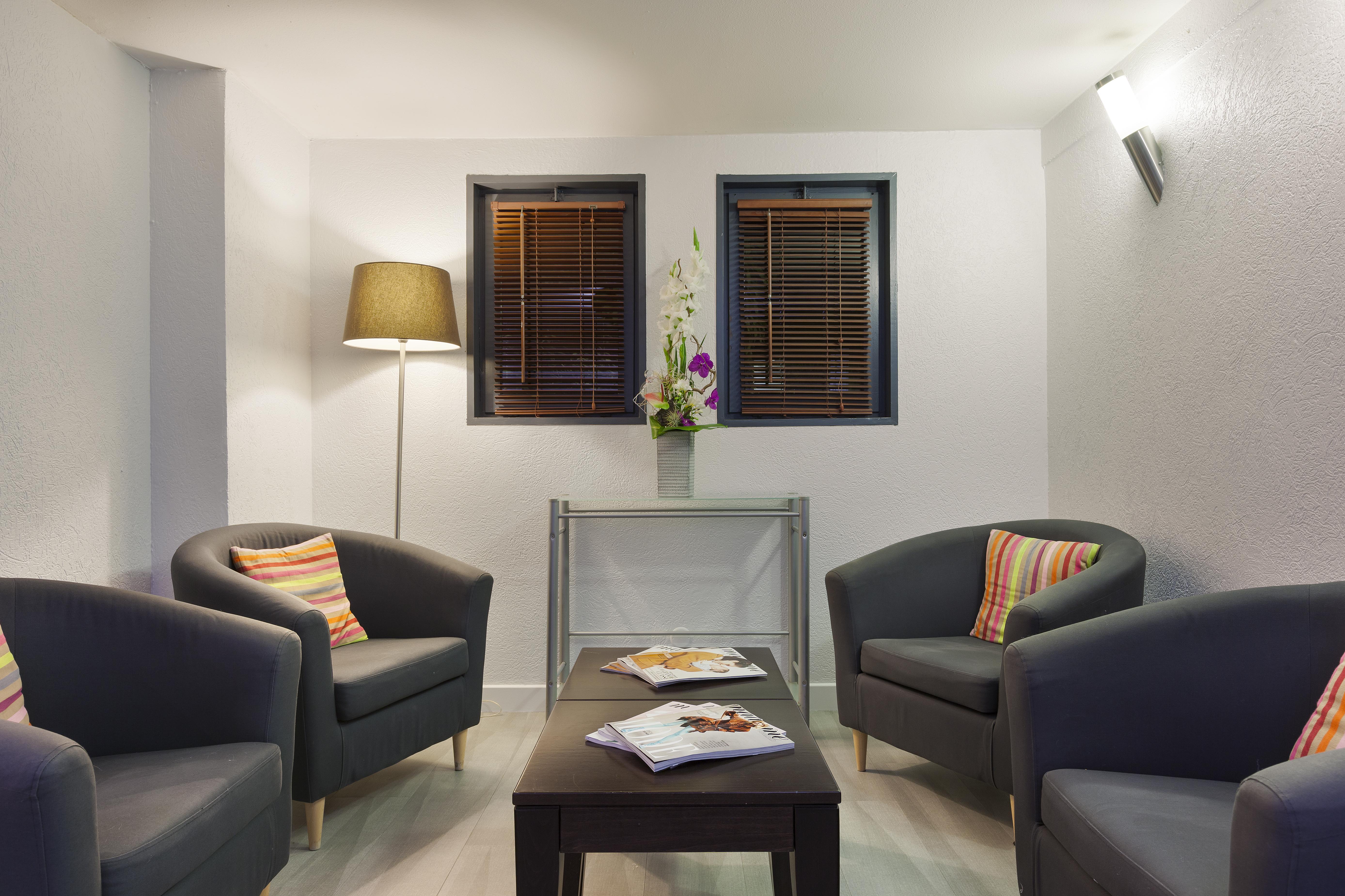 Comfort Hotel Evreux Luaran gambar