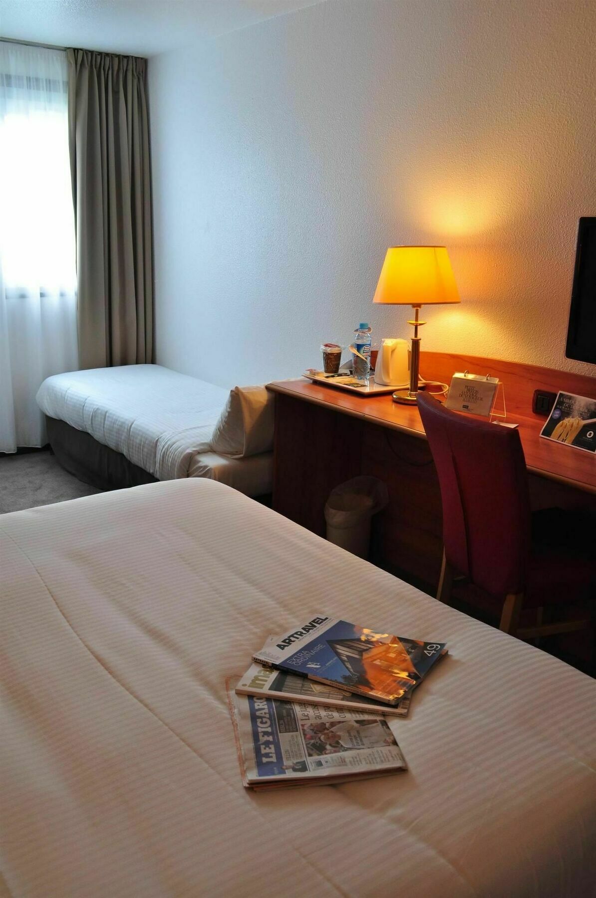 Comfort Hotel Evreux Luaran gambar